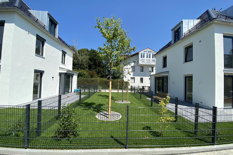 Gartengestaltung bei Wohnanlage in München Gartengestaltung bei Wohnanlage in München