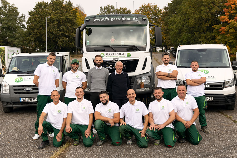 Das Team bei FH Garten- & Tiefbau